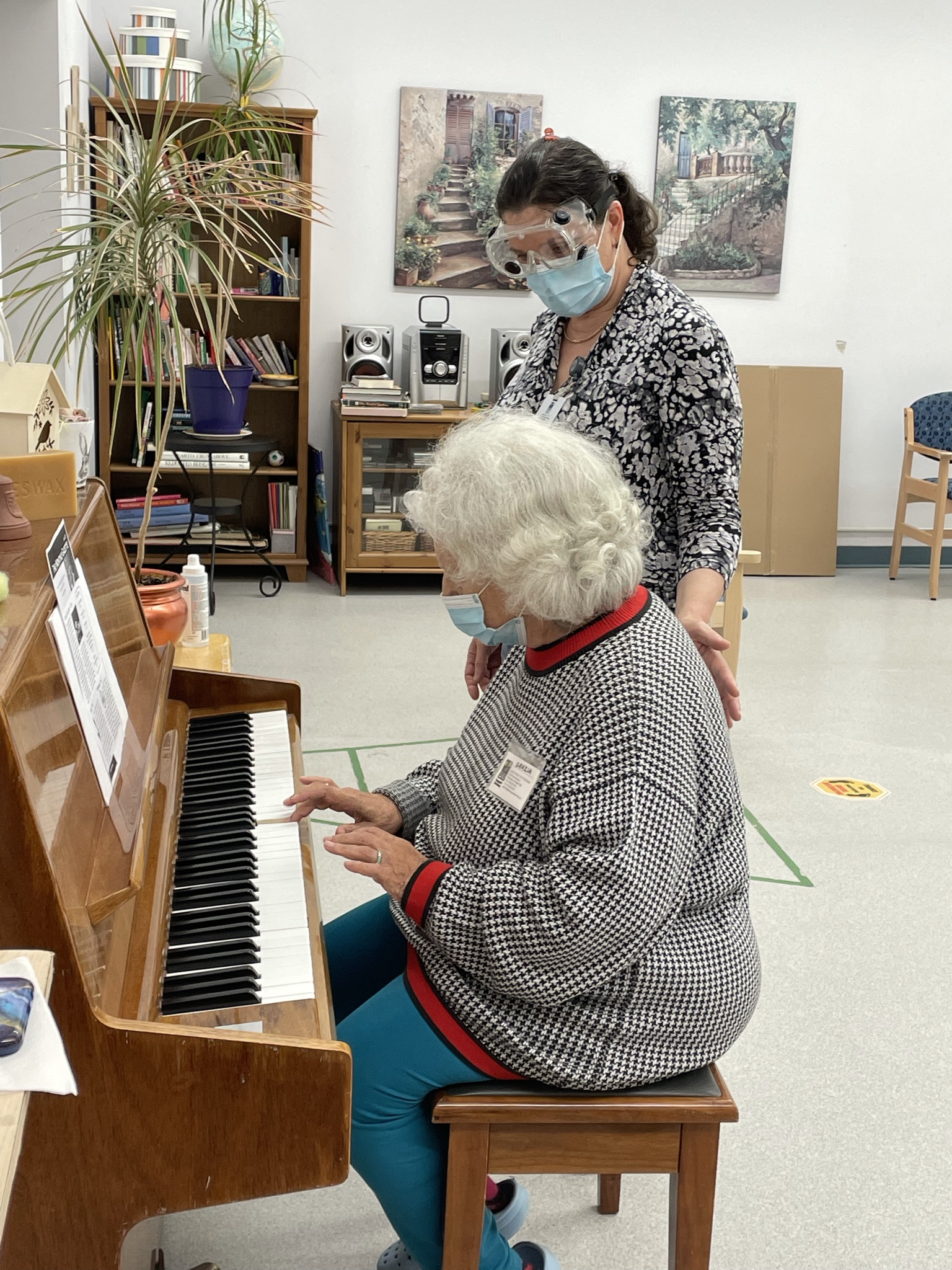 Tackling common issues in people living with dementia